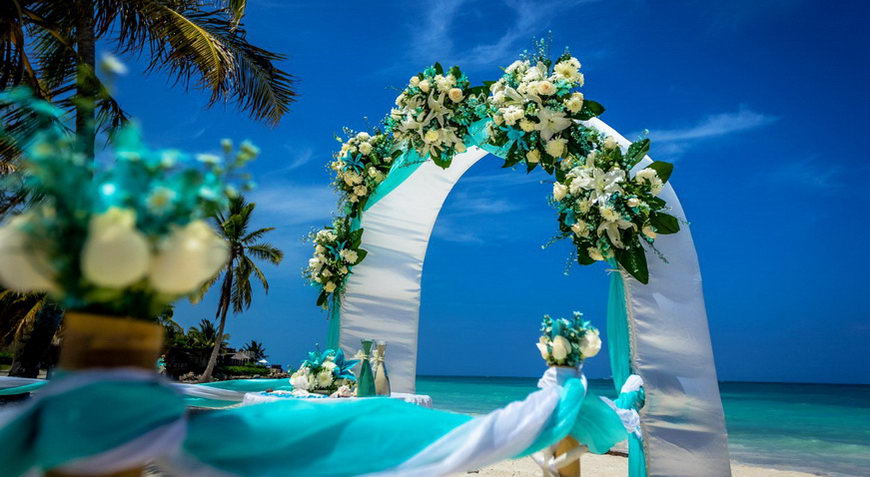 Свадьба и романтический отдых в Доминикане на красивейших пляжах острова Самуи.